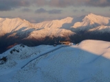<h5>Dawn shot, west across Greengates</h5>