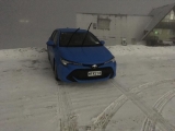 <h5>Carpark first tracks</h5><p>First tyre tracks in the snow</p>